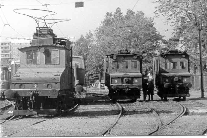 A villamosmozdonyok 1978-ban a remiz hátsó udvarán