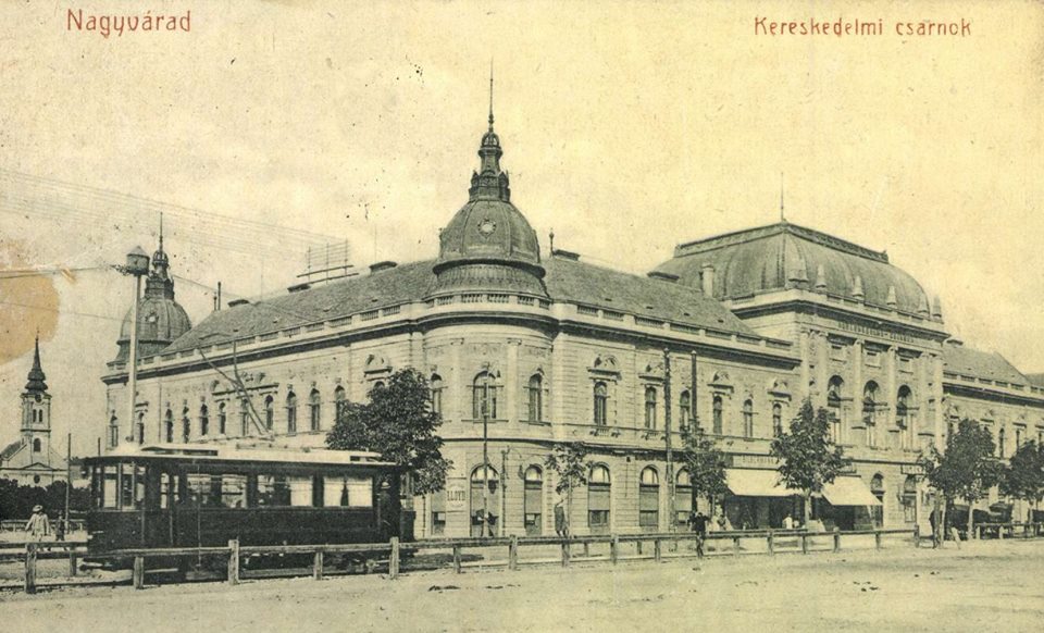 1913
