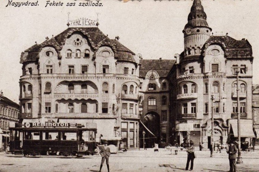 1913